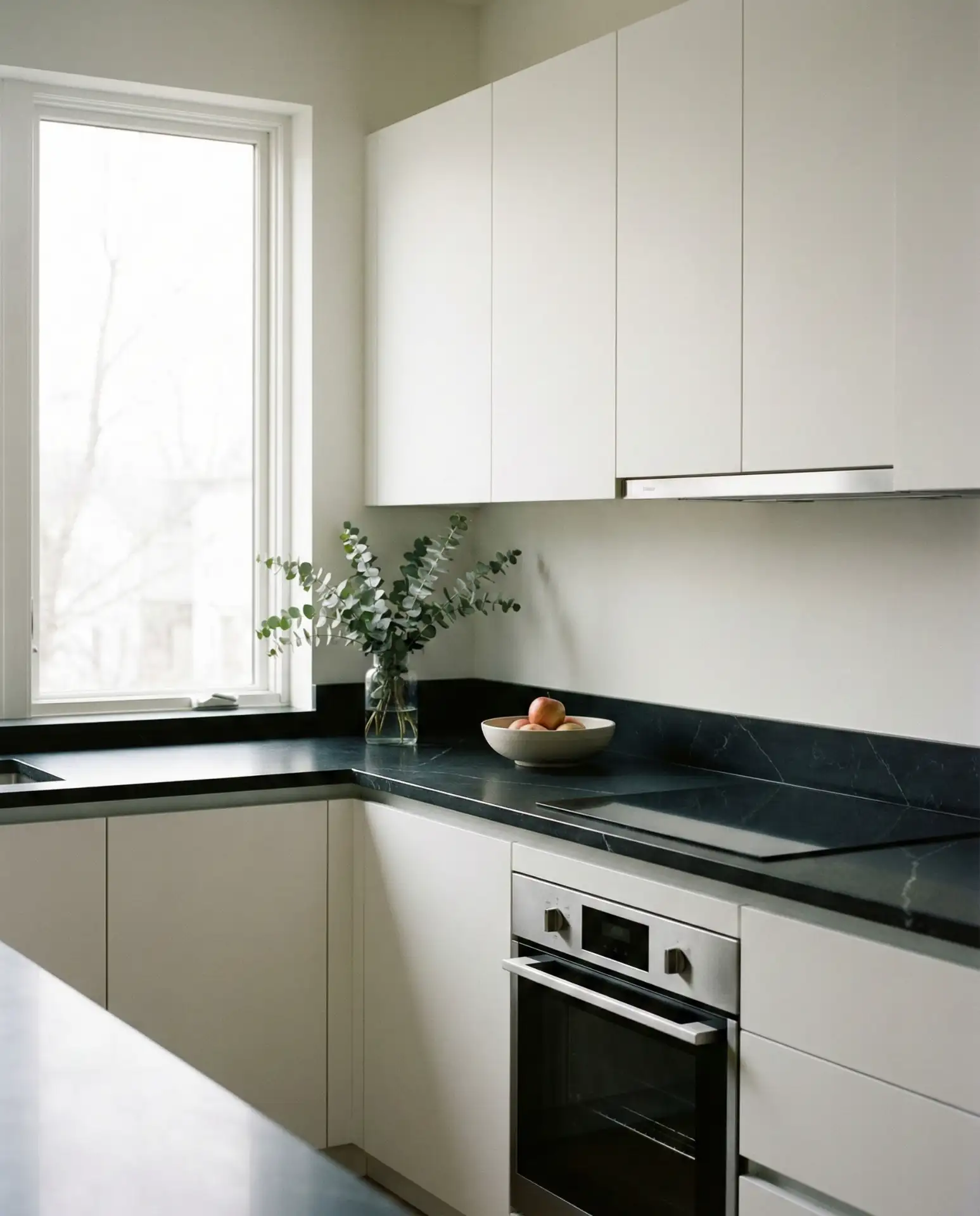 Black Quartz Statement Surface 1