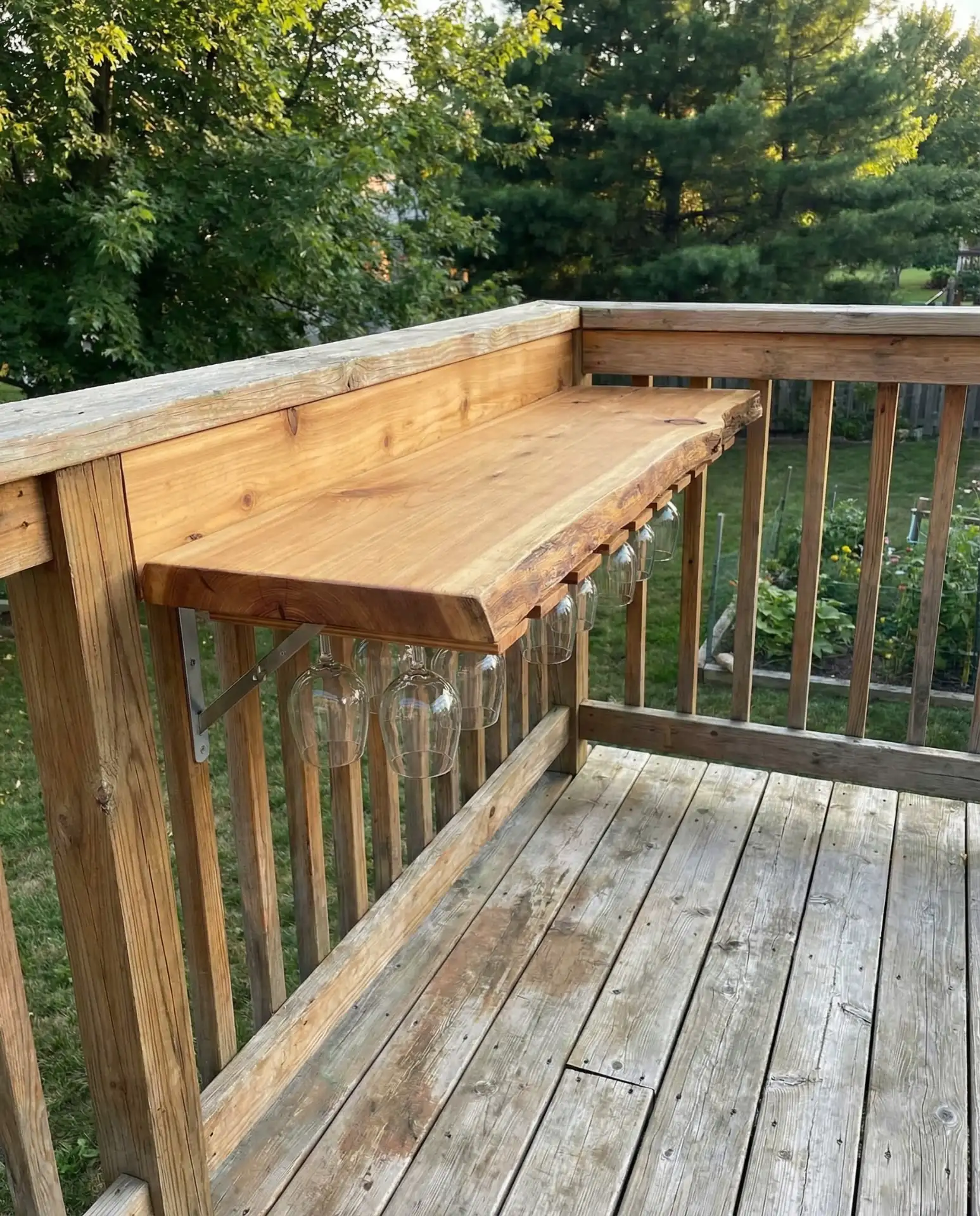 Corner Deck Bar Built into Railing 2