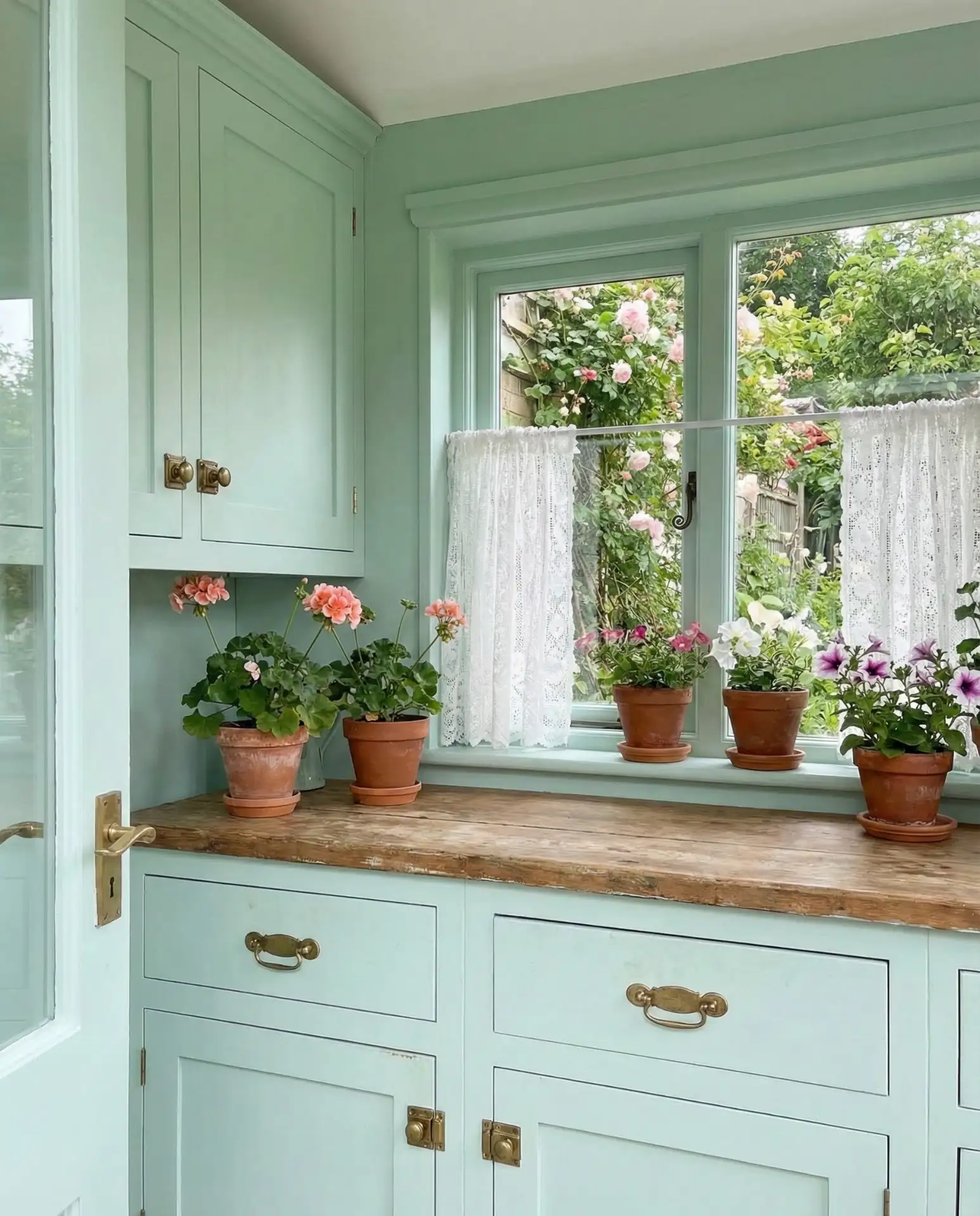 Cottage-Style Bar with Pastel Paint 1