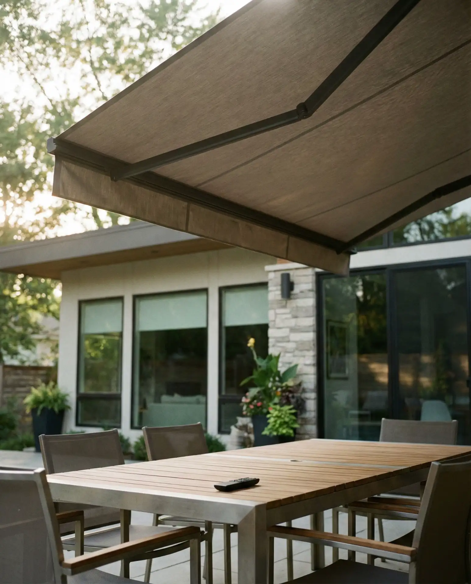 Covered Ideas with Retractable Awning 2