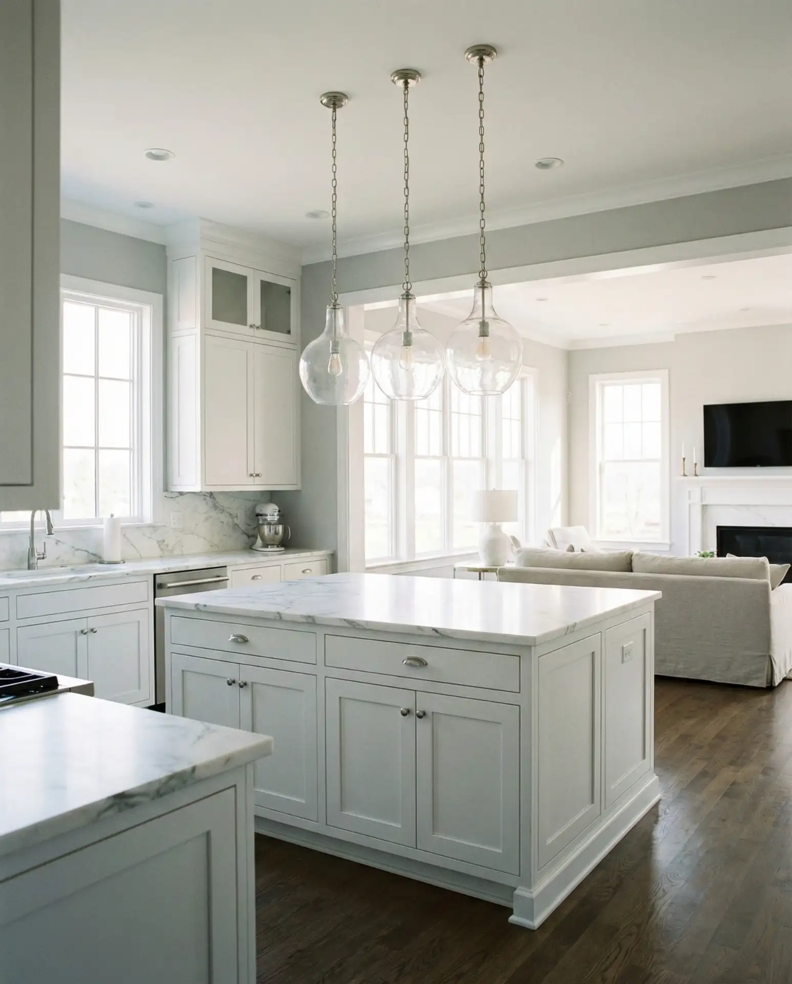 Double Island Kitchen for Large Families 2