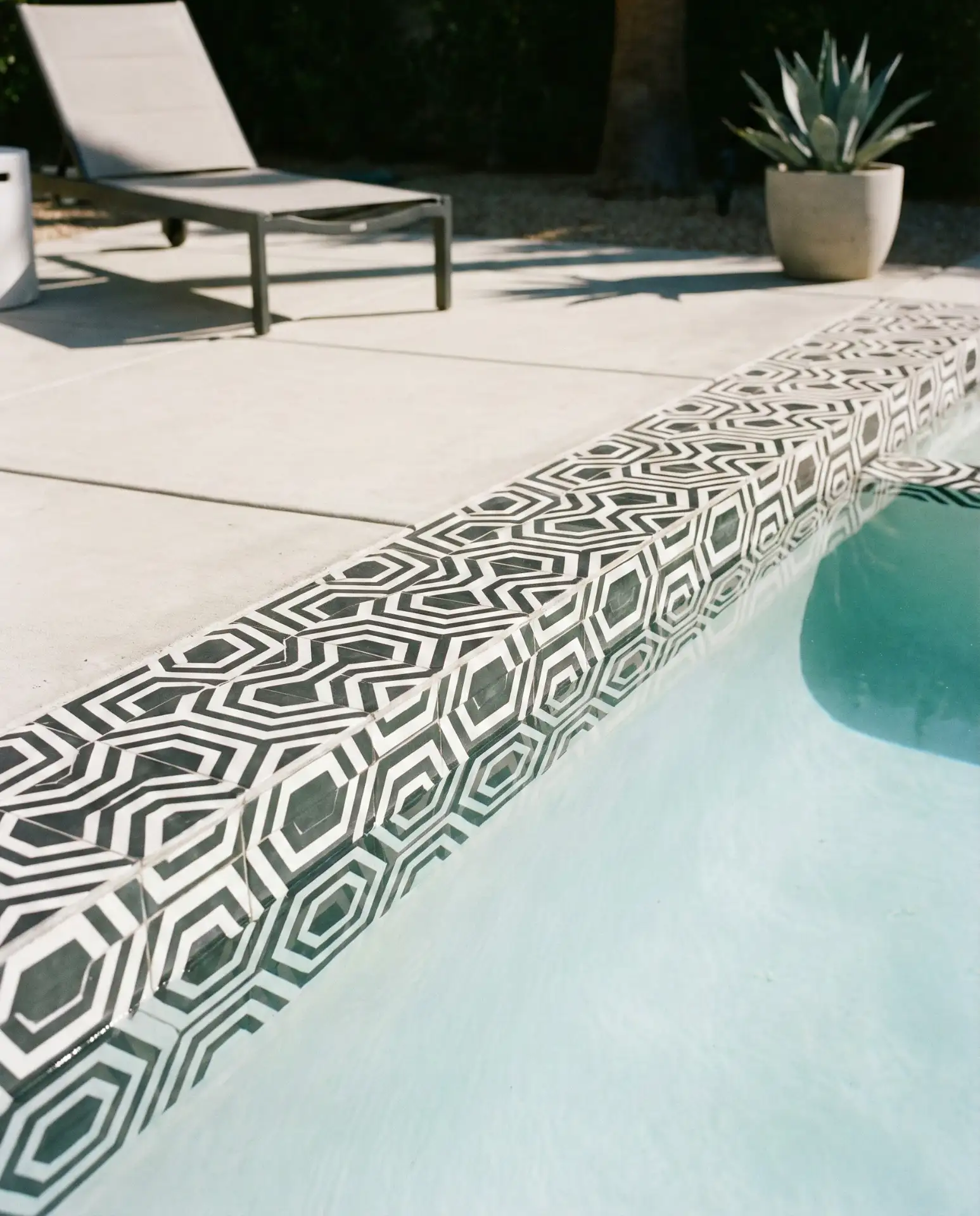 Minimalist Black and White Tile Border 2