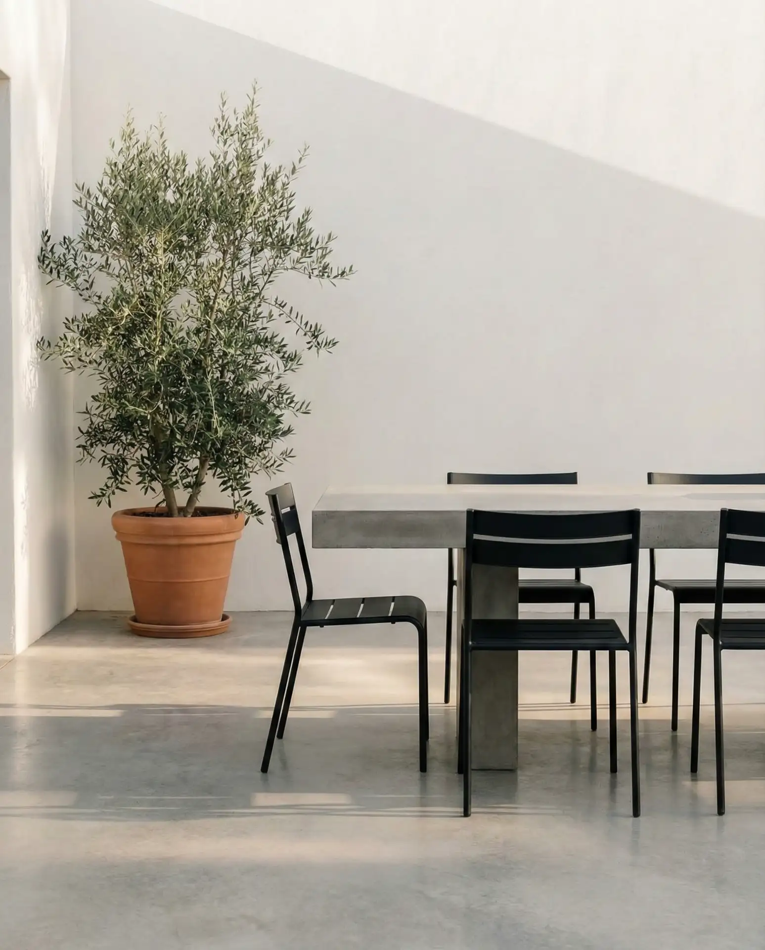 Modern Minimalist Concrete Platform 1