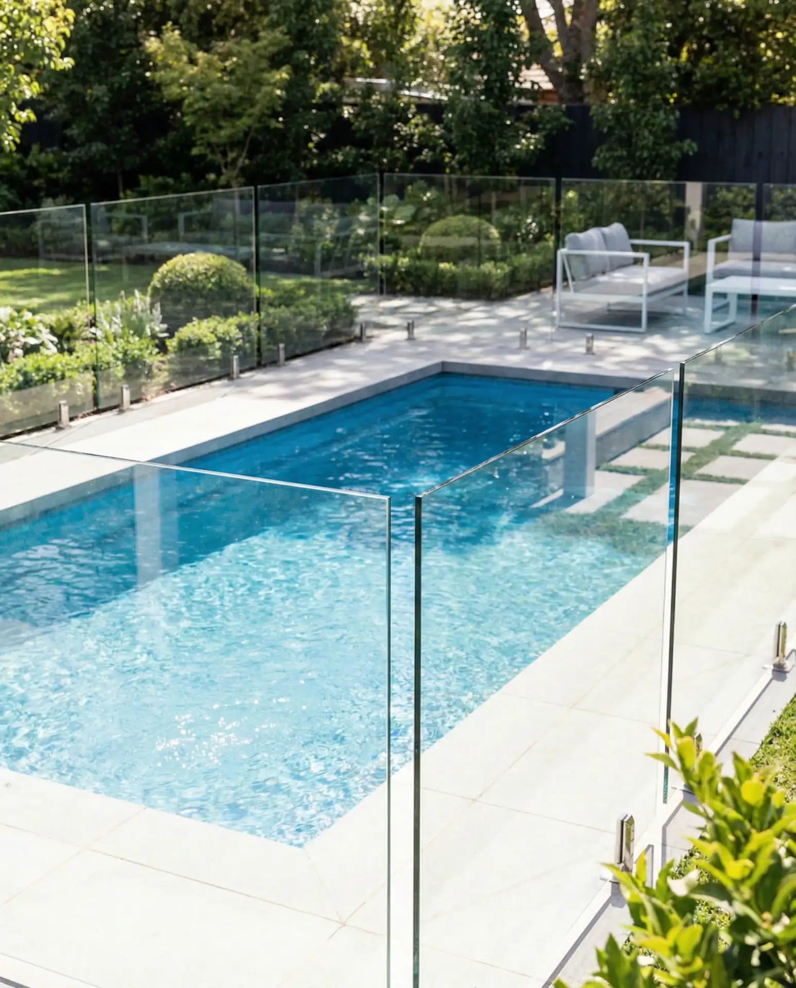 Transparent Acrylic Pool Fence Panels 2