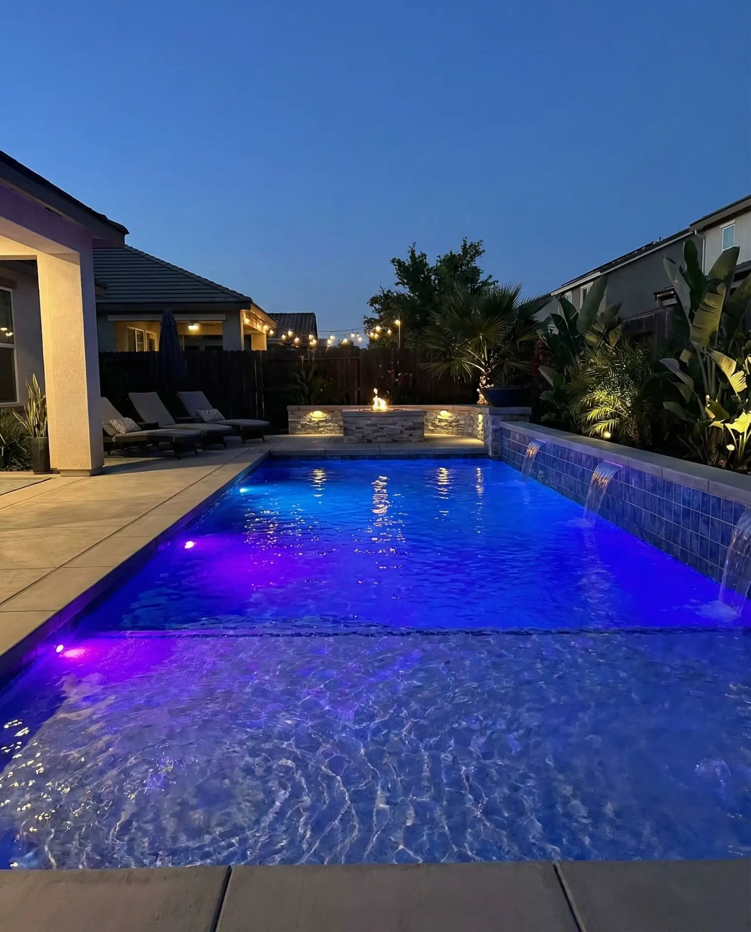 Underwater LED Light Choreography 1