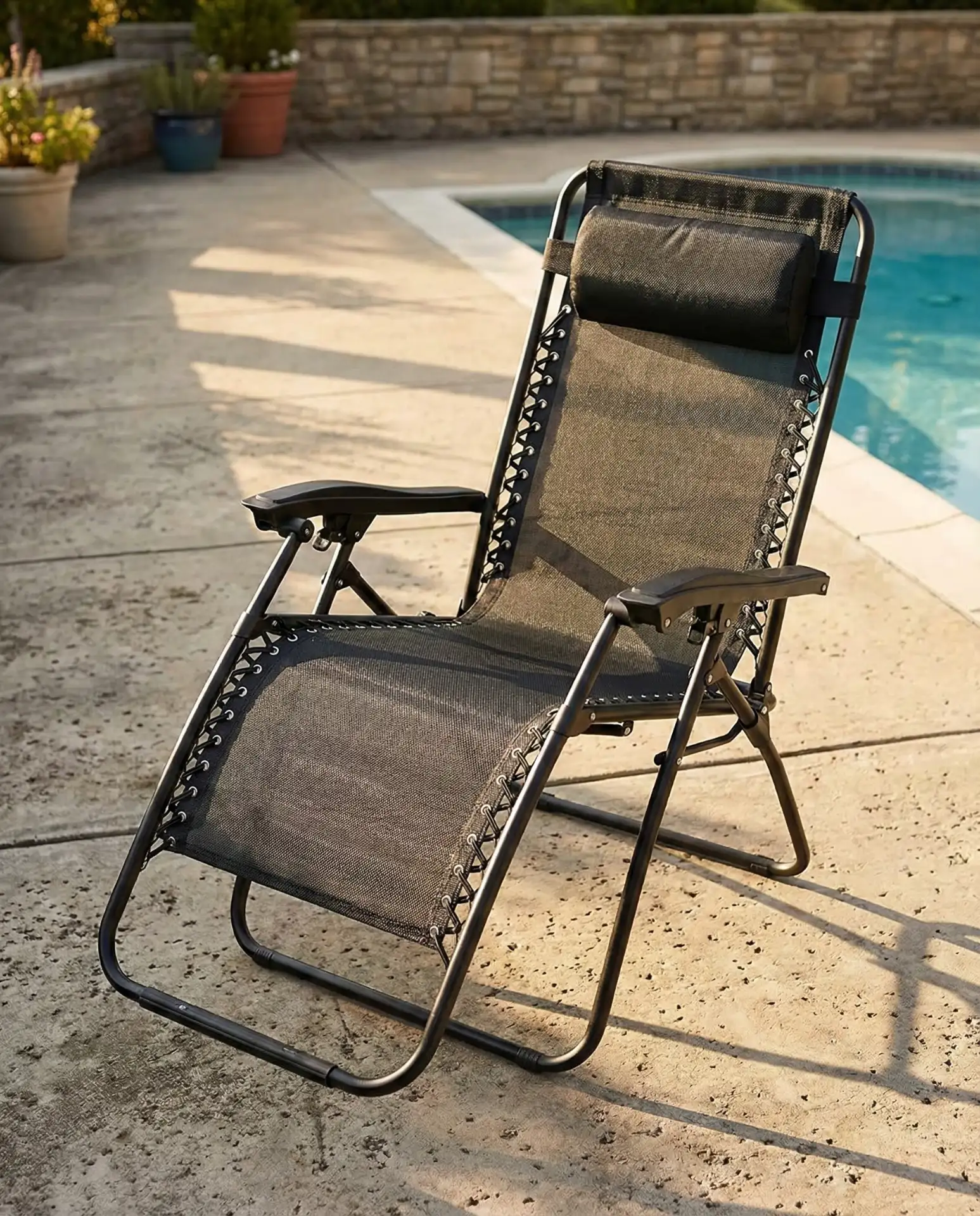 Zero Gravity Recliners with Cushioned Headrests 2