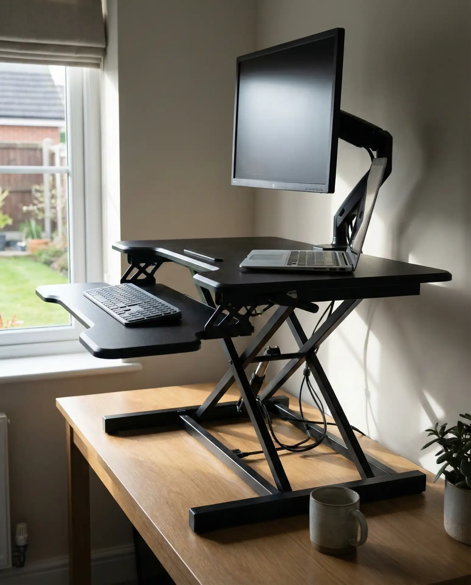 Adjustable Desktop Riser 2