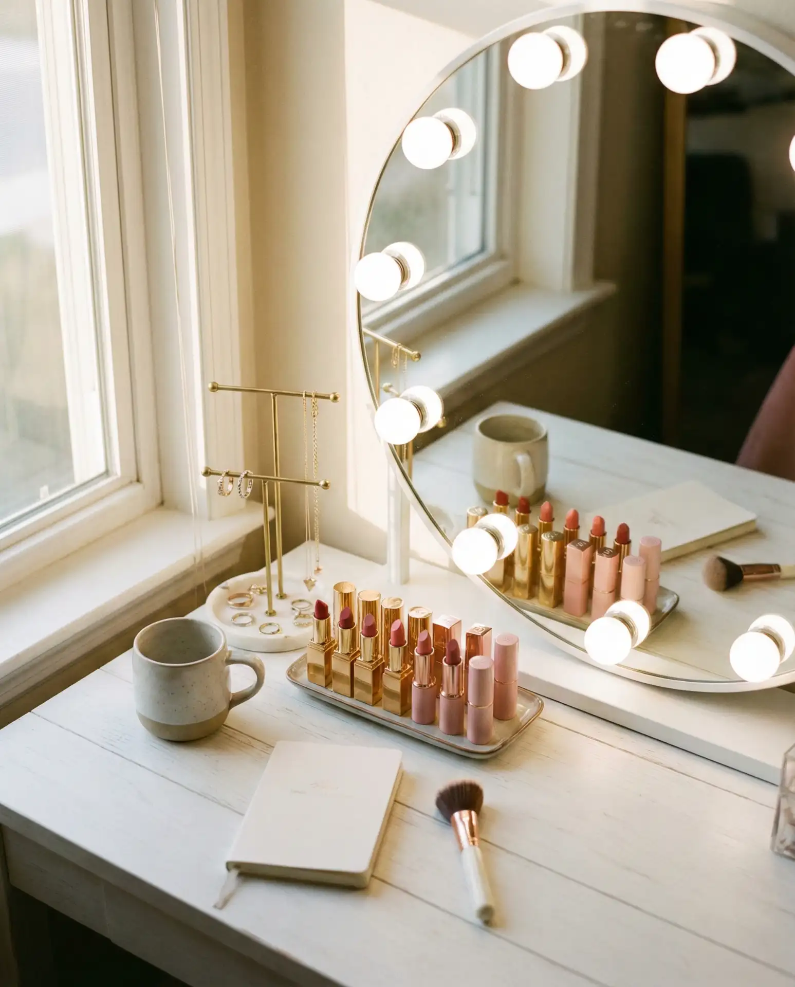 Aesthetic Makeup Desk for Influencers 1