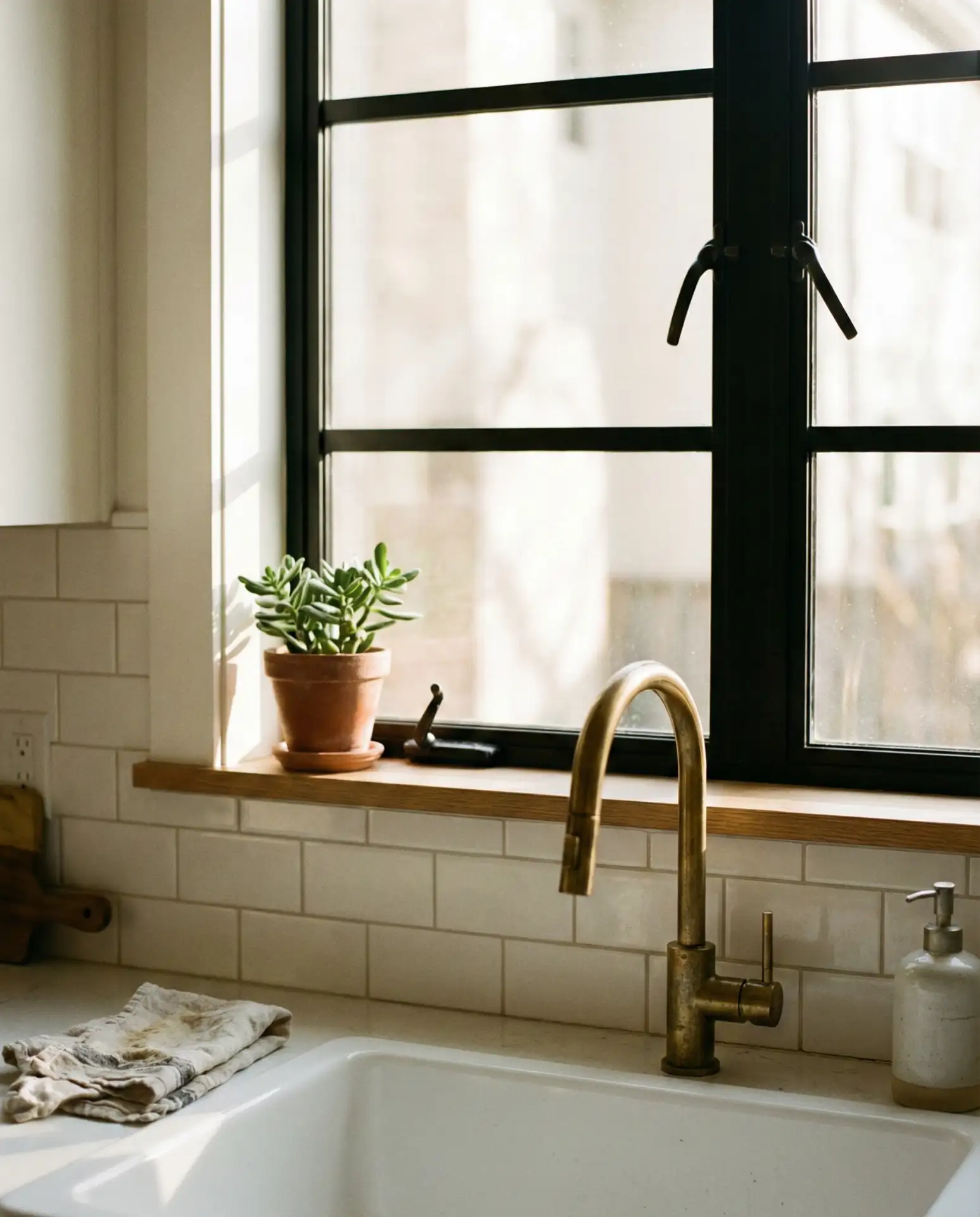 Black Window Frames 1