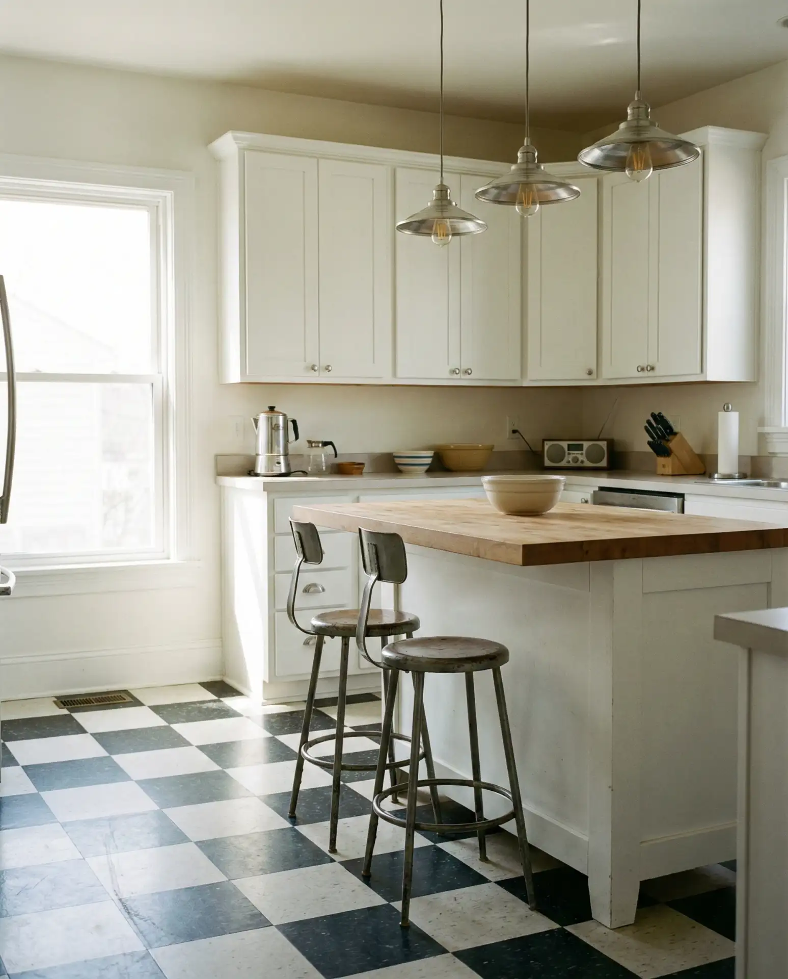 Classic Checkered Black and White 2