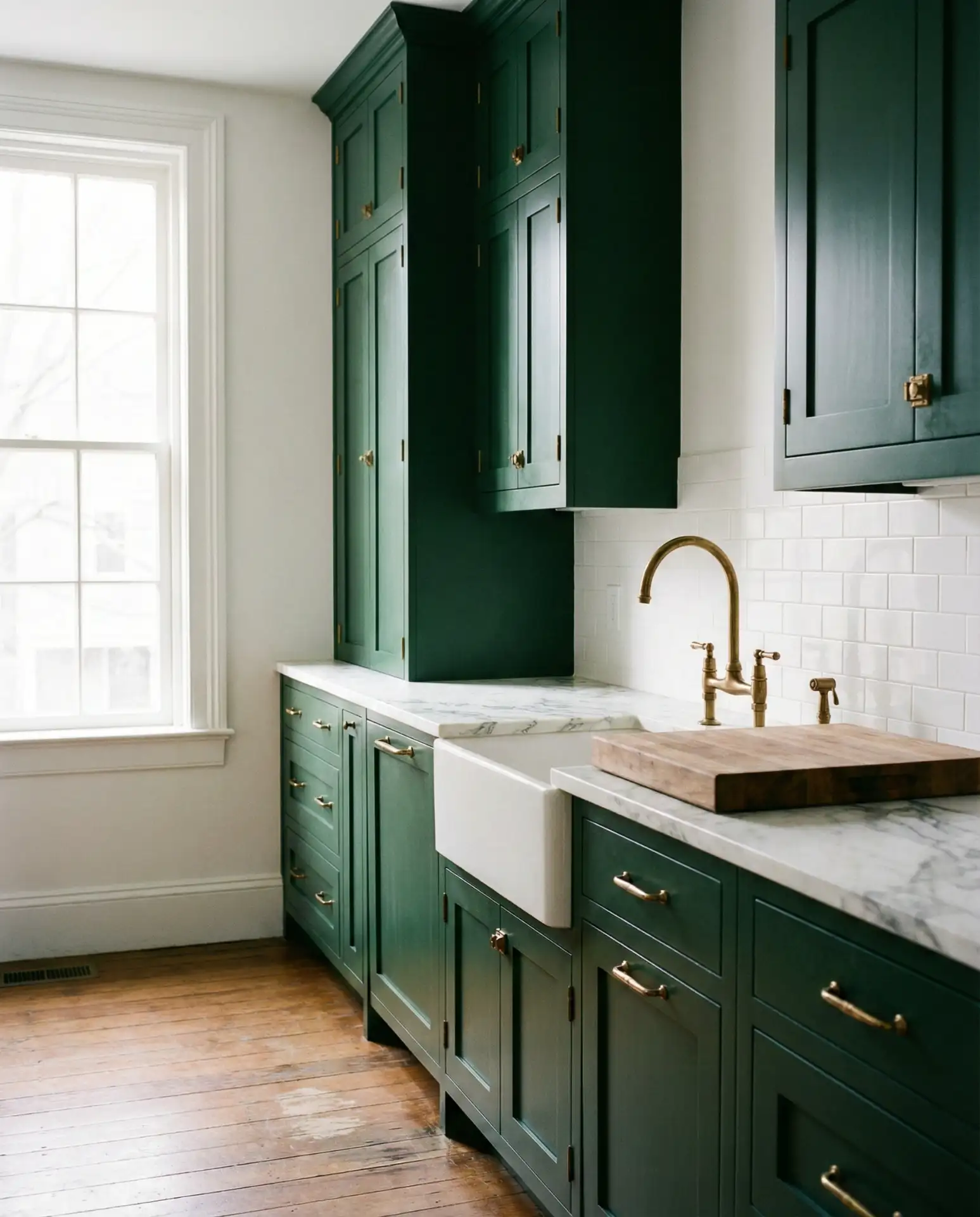 Deep Forest Green Full Cabinets with Brass Details 1
