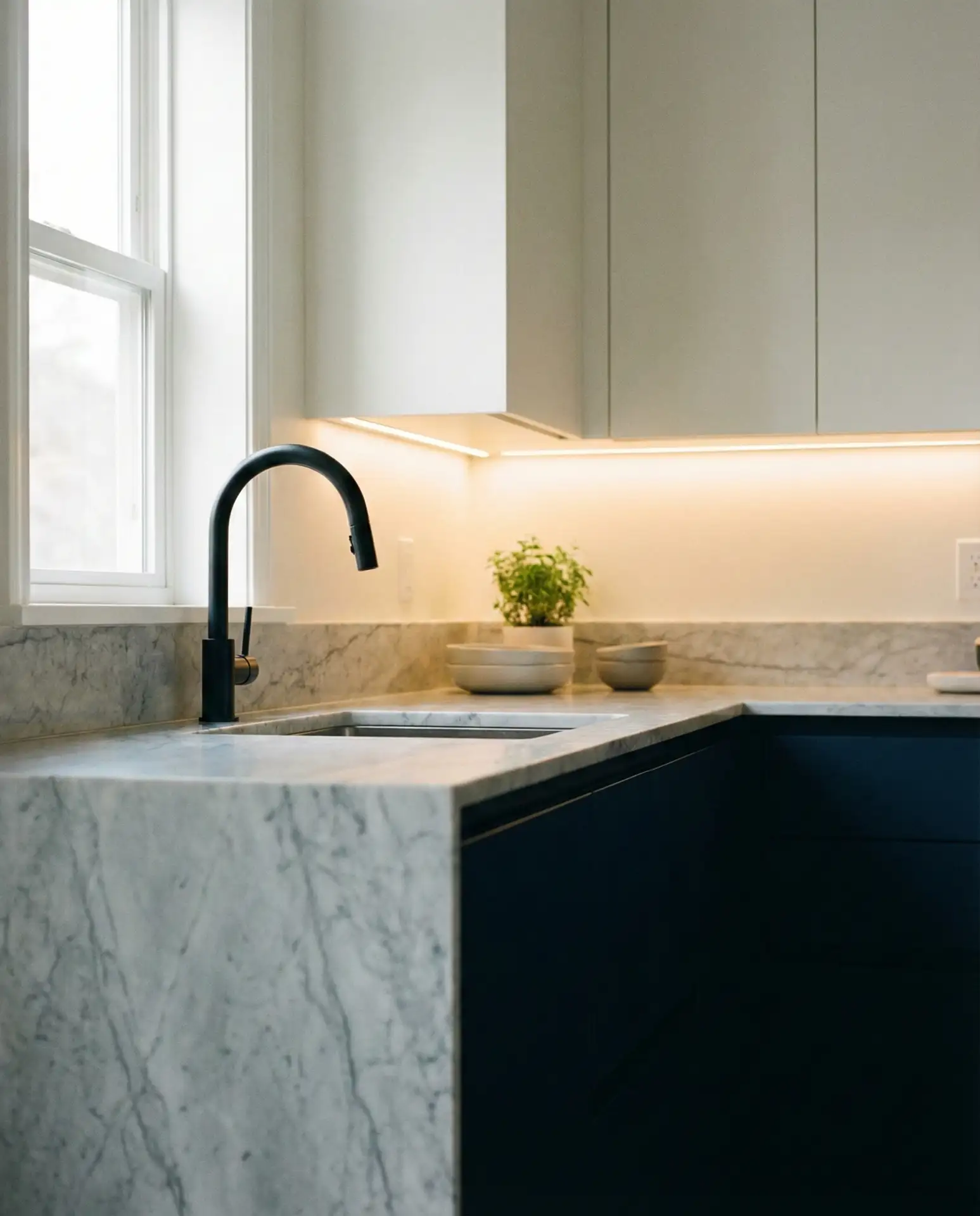 Elegant Marble Waterfall Countertops 2