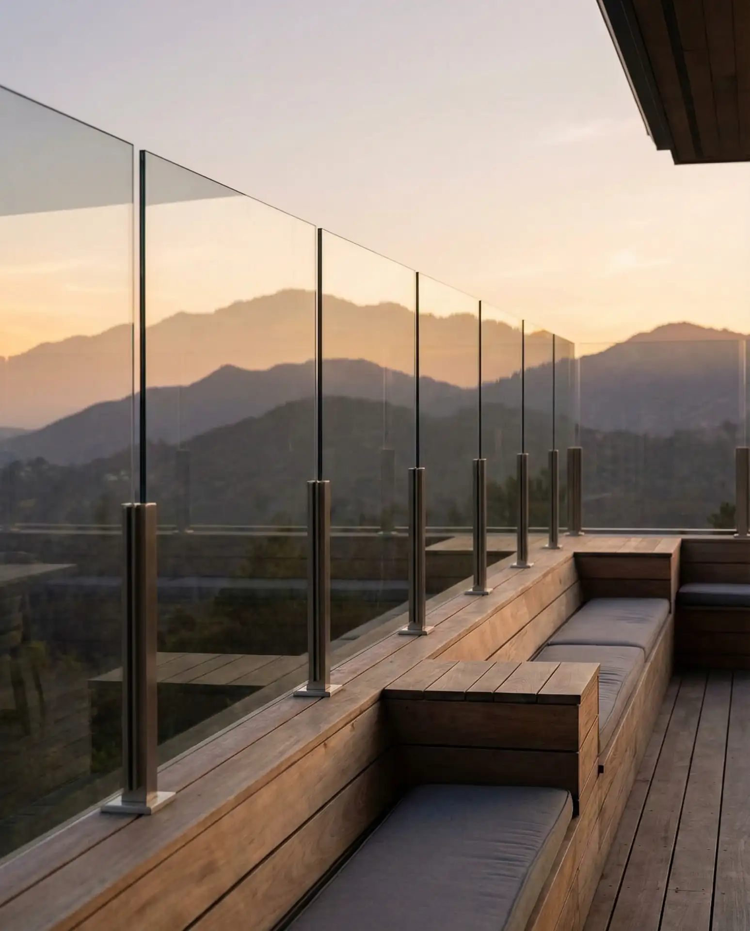 Glass Panel Fence with Aluminum Framing 2