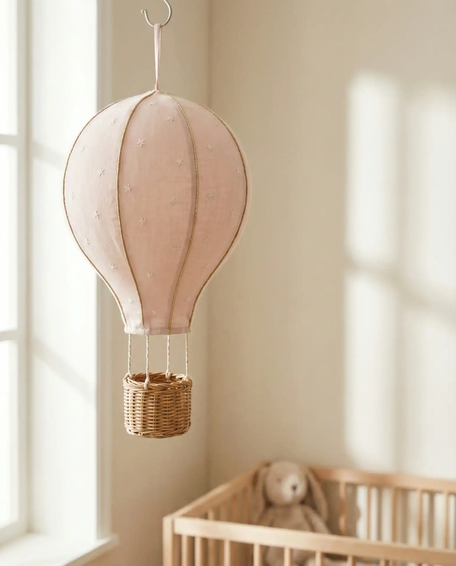Hot Air Balloon Paper Lanterns Clustered Together 1