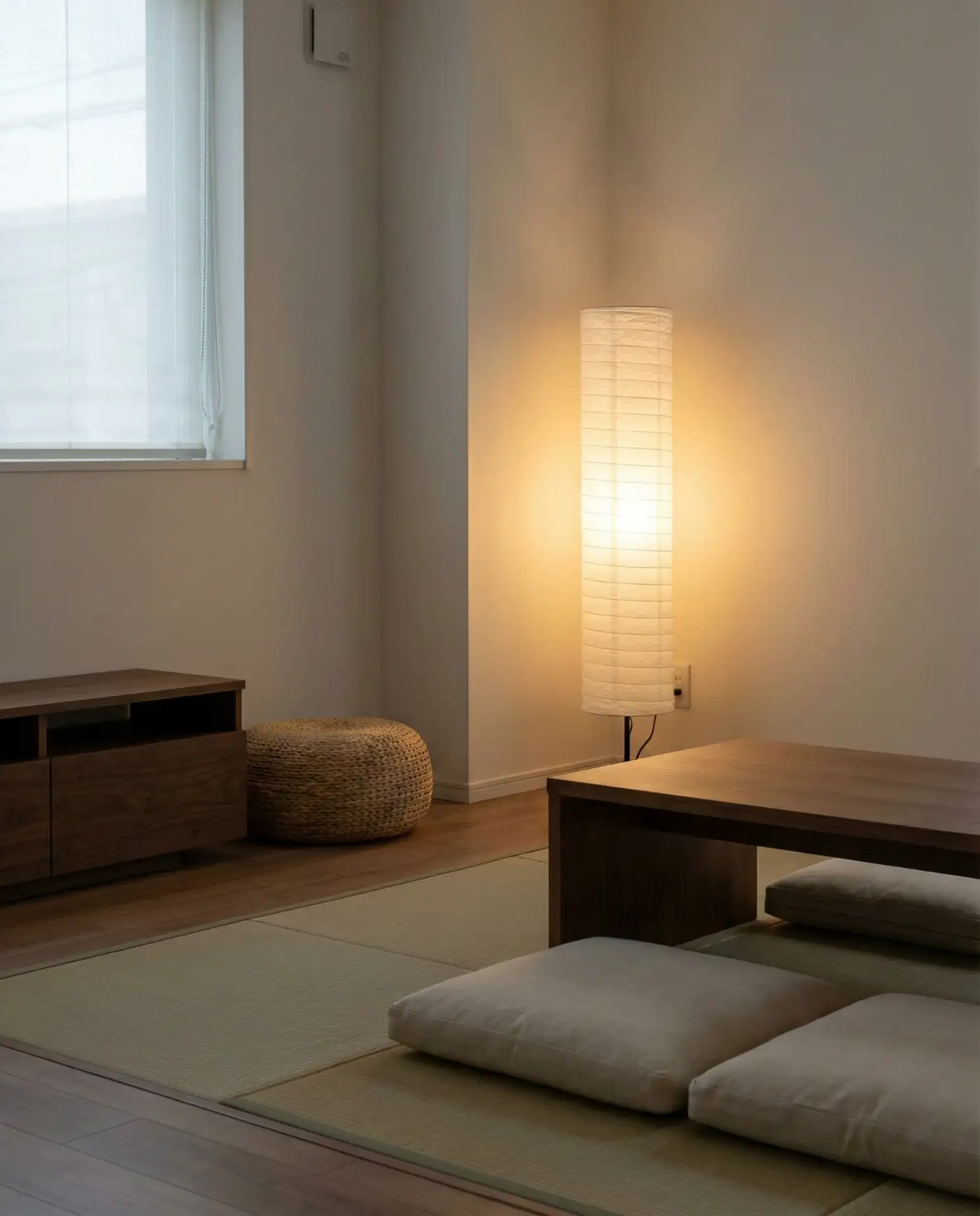 Japandi Simplicity with Paper and Wood Elements 1