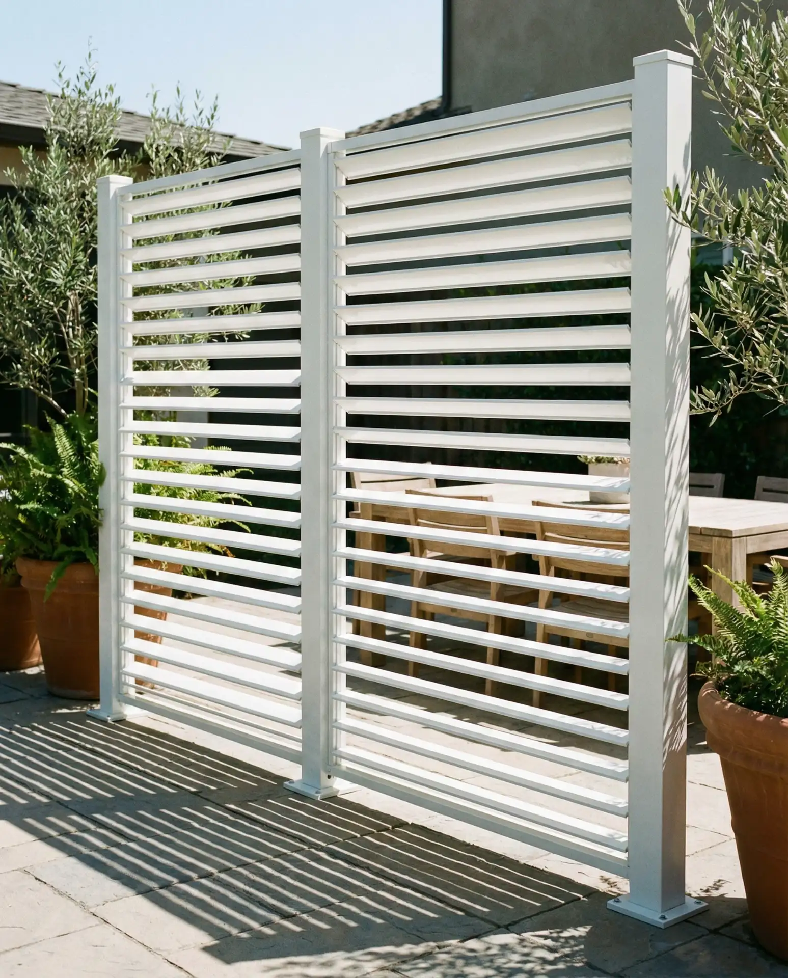 Louvered Privacy Screen 1