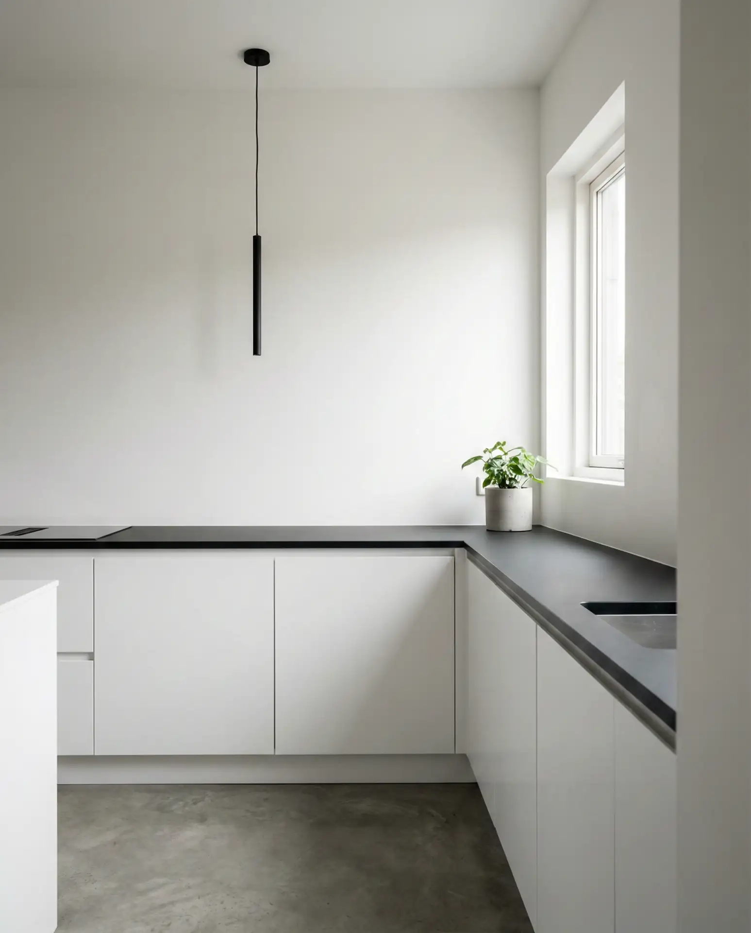 Minimalist Black and White Aesthetic 1