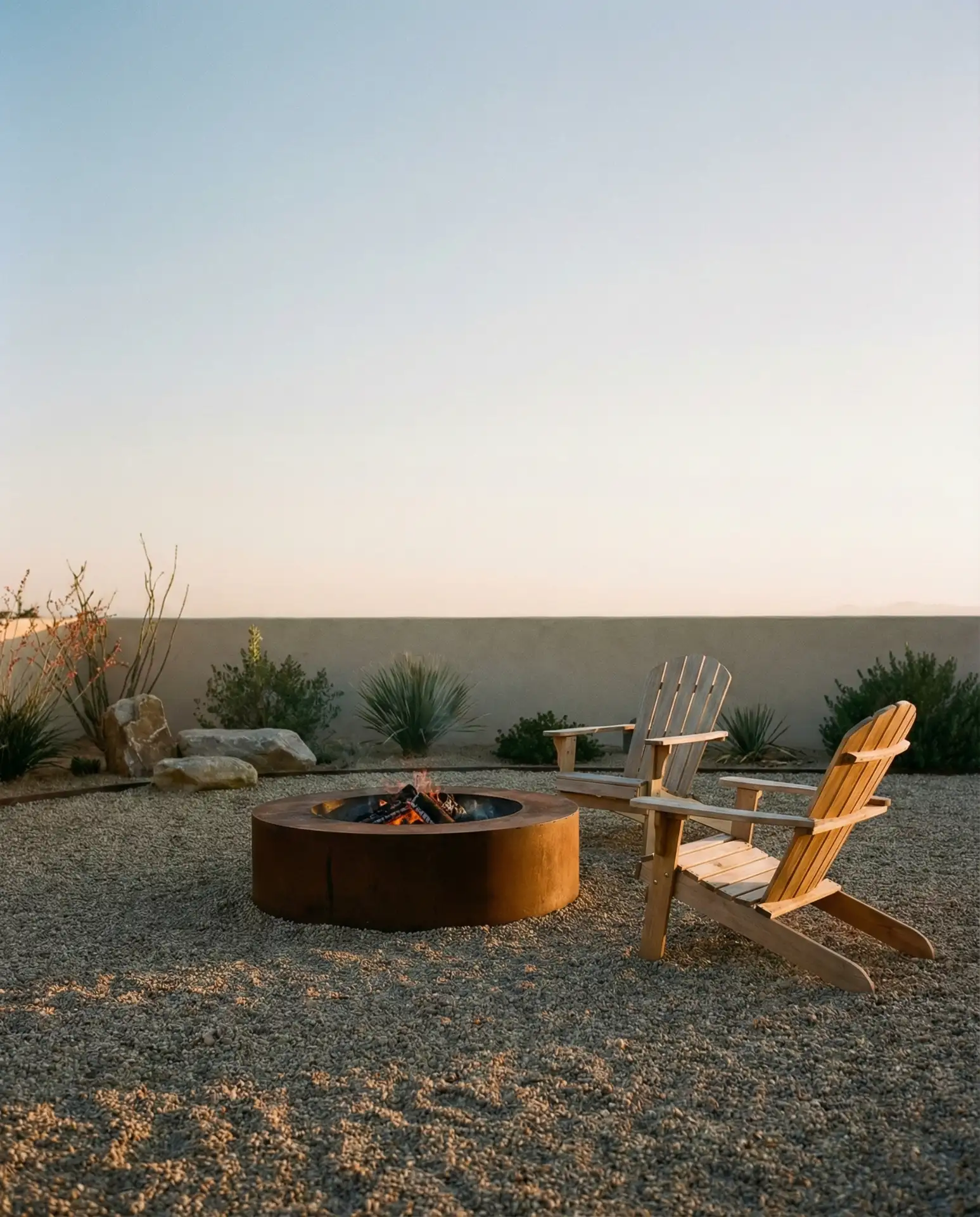 Minimalist Pea Gravel Patio with Fire Pit 1