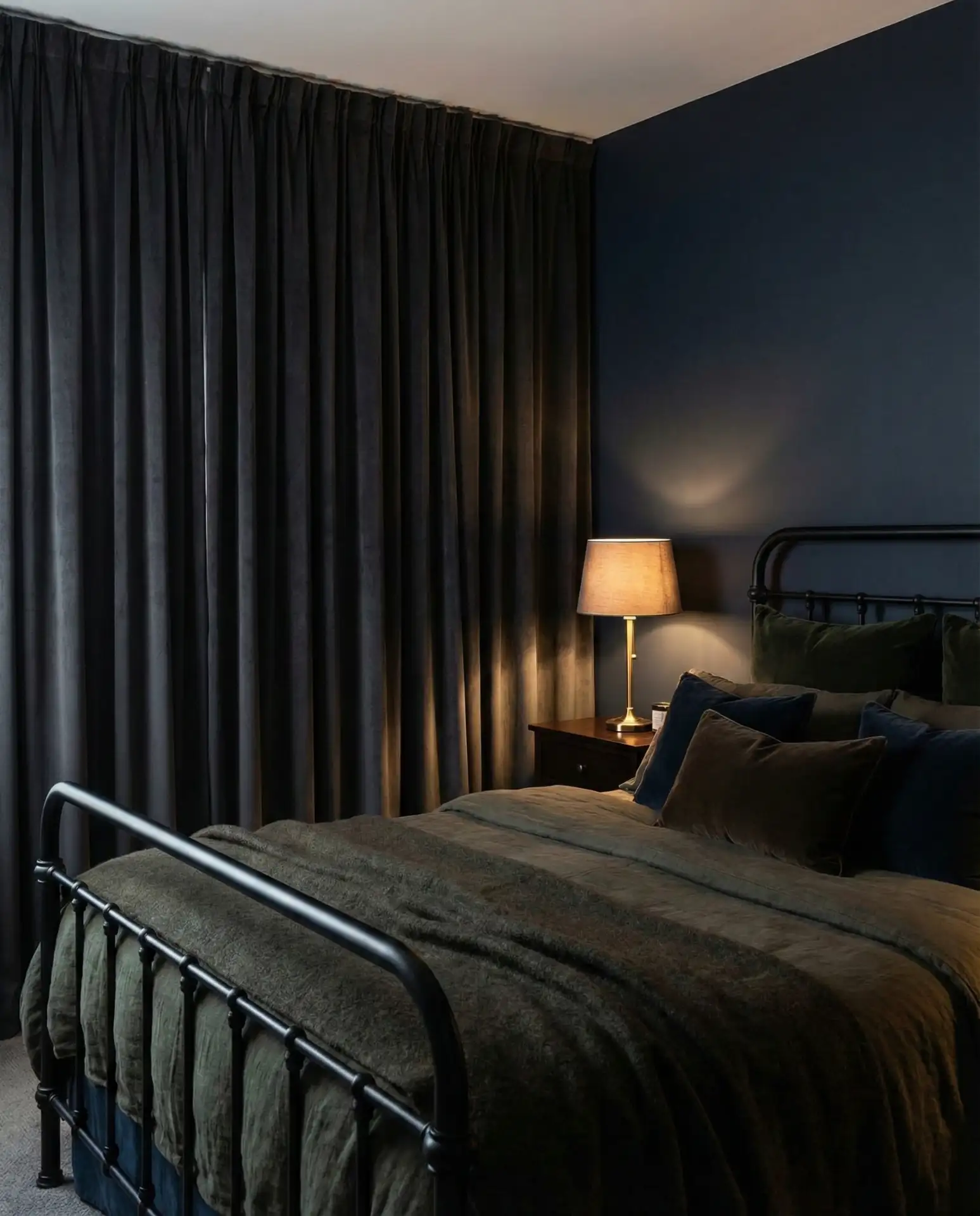 Moody Charcoal Velvet for Dramatic Ambiance 2