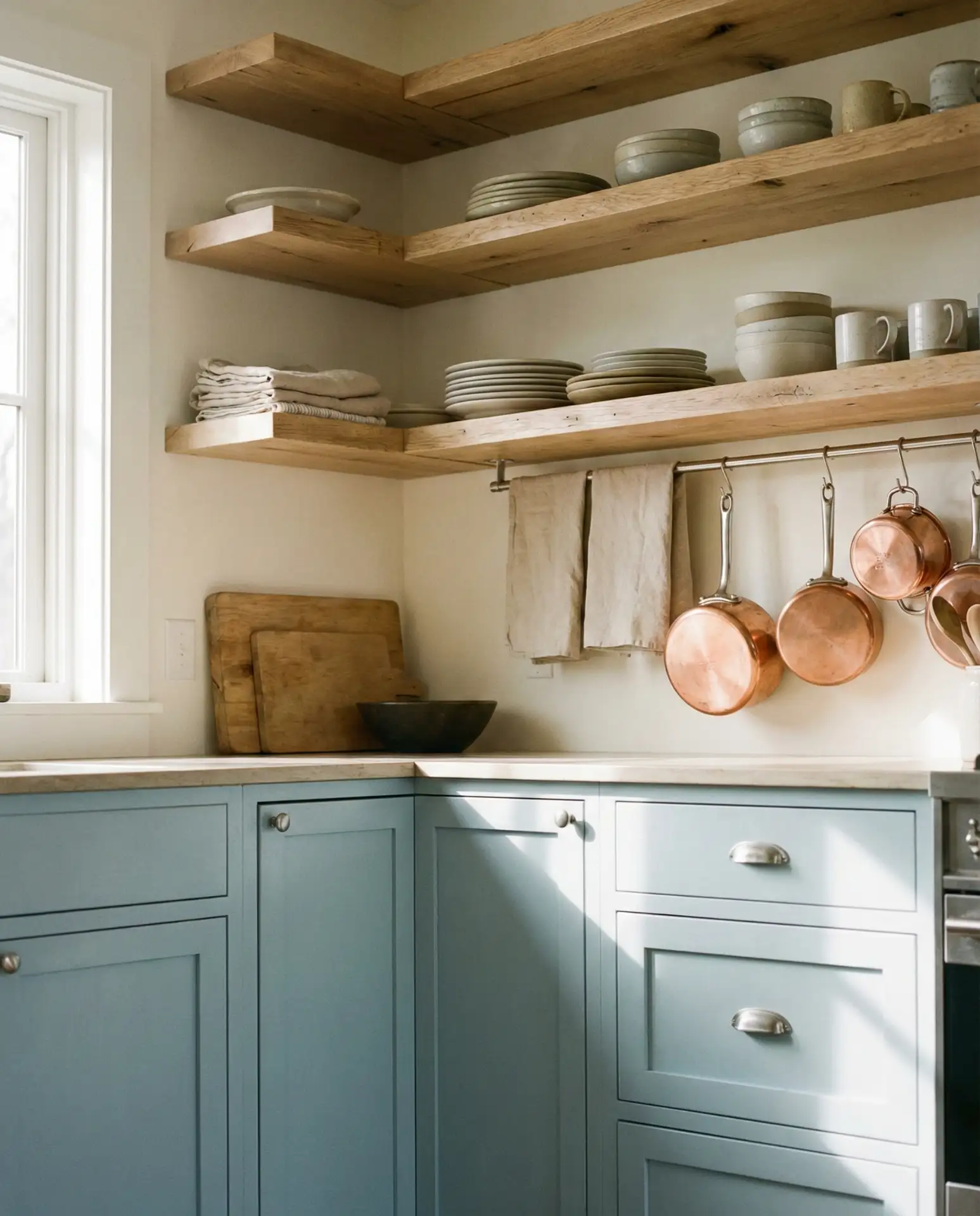 Open Shelving with Lower Cabinets 2
