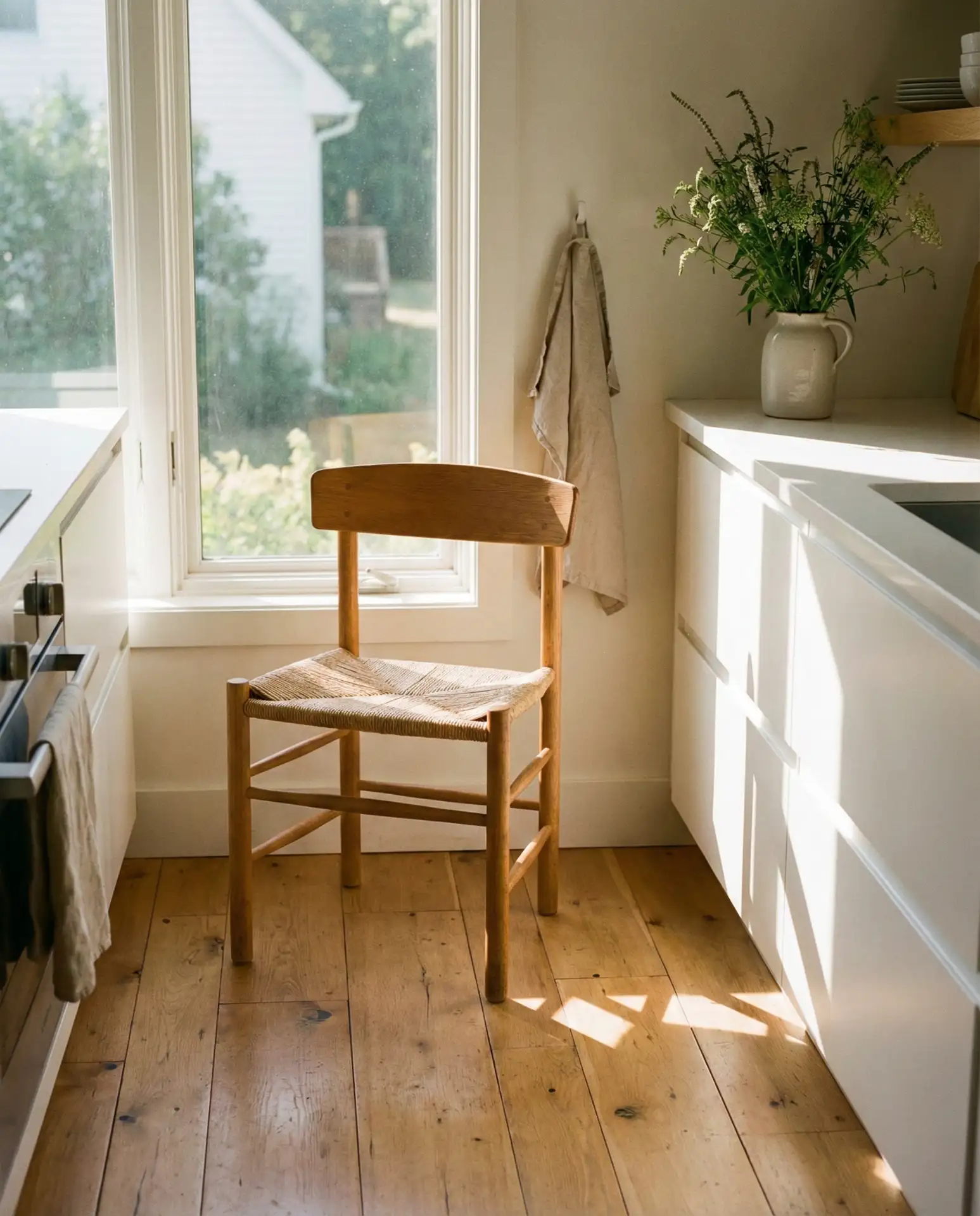 Seated Cat-Cow for Spinal Flexibility 1