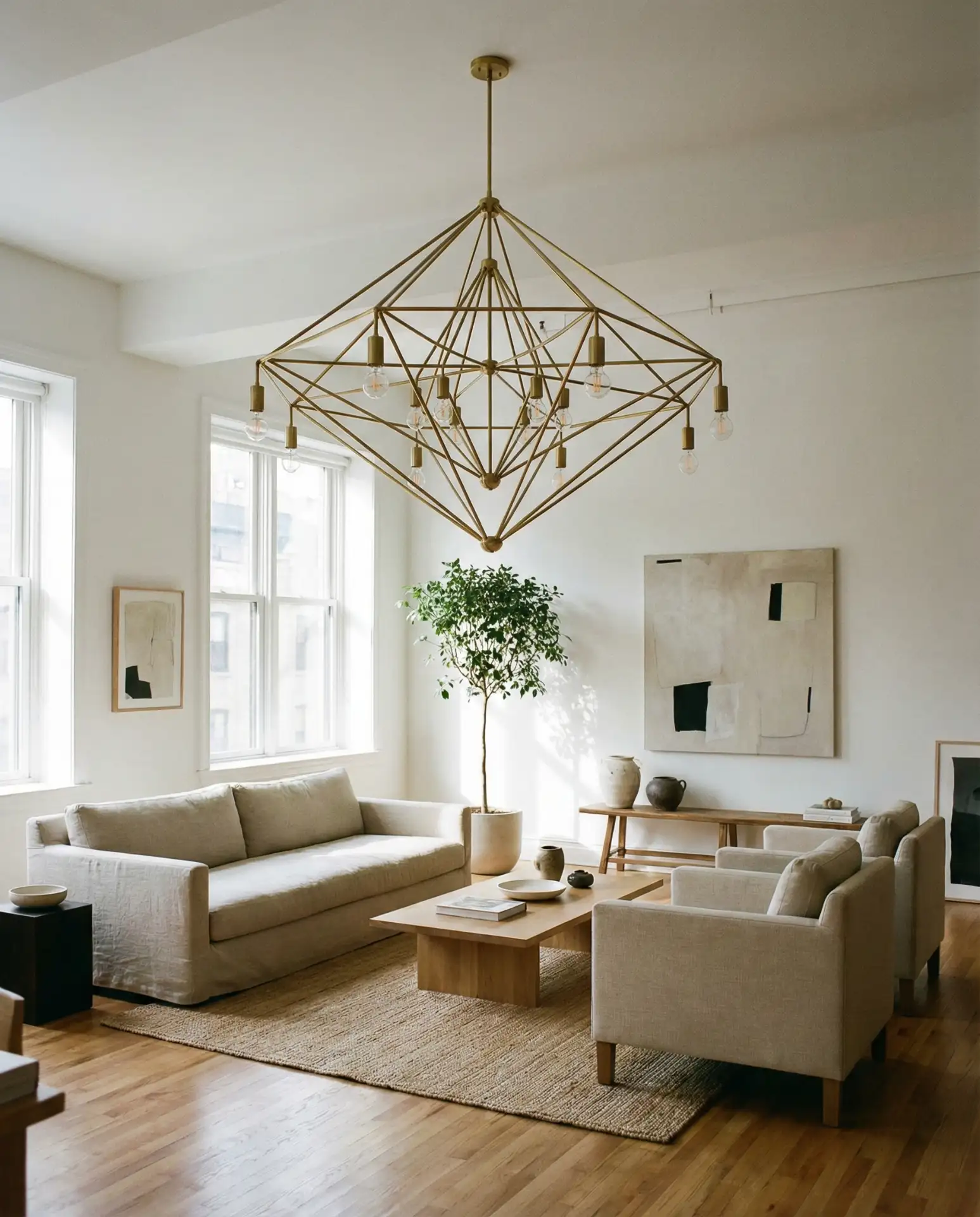 Statement Ceiling Chandeliers for Drama 1