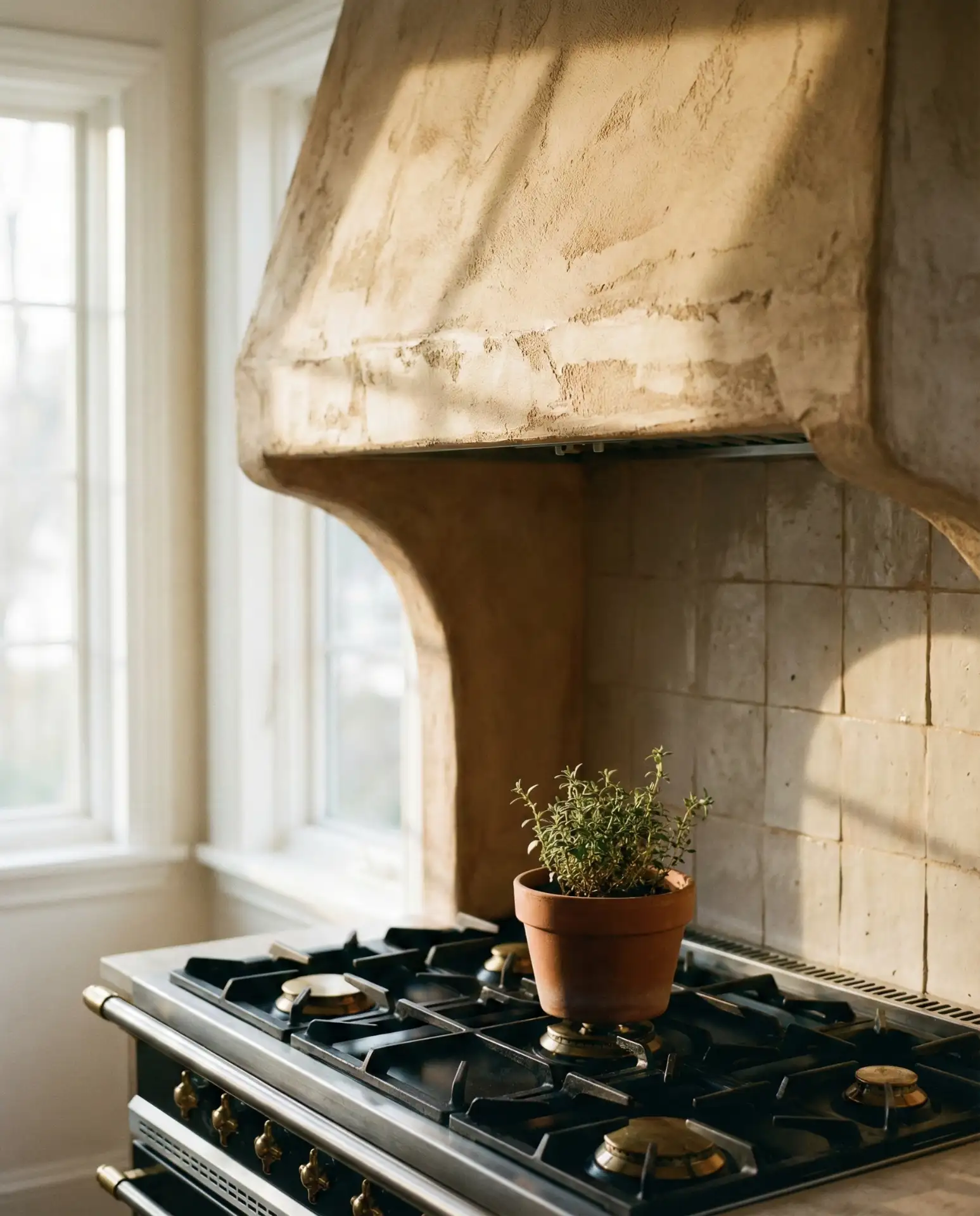 Textured Plaster Range Hood 1