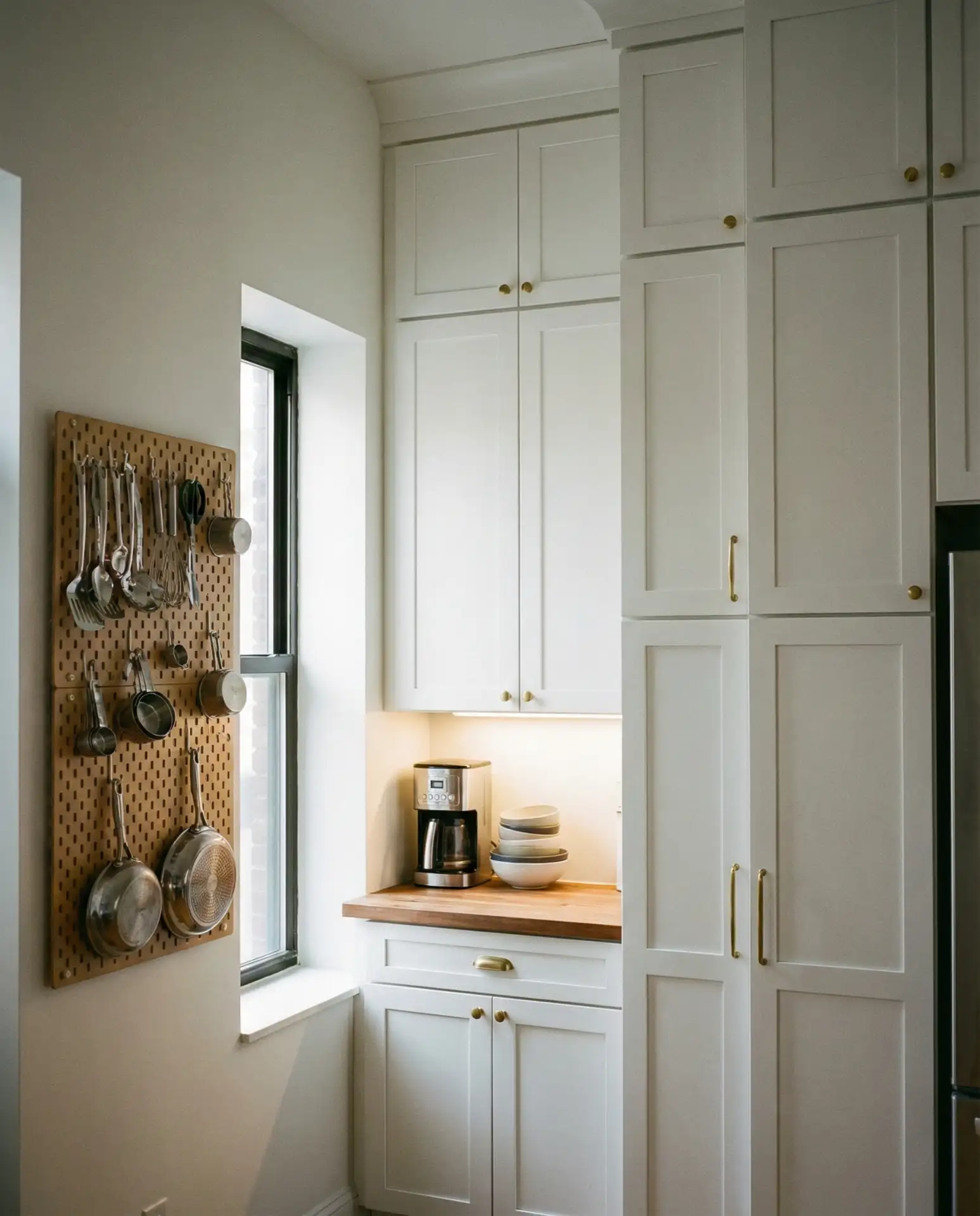 Tiny Urban Kitchen with Vertical Storage 1