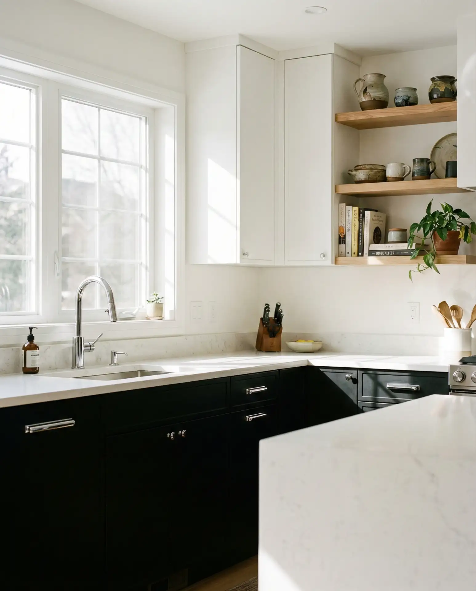 Two-Tone Cabinets with Modern Hardware 1