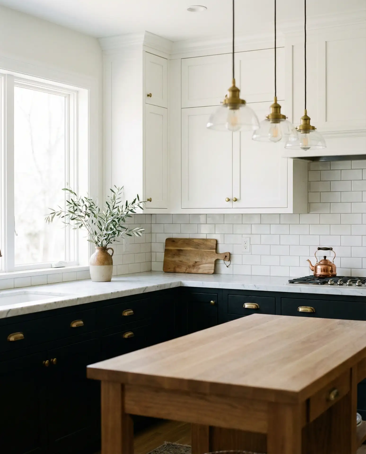 Two-Tone Cabinets with Modern Hardware 2