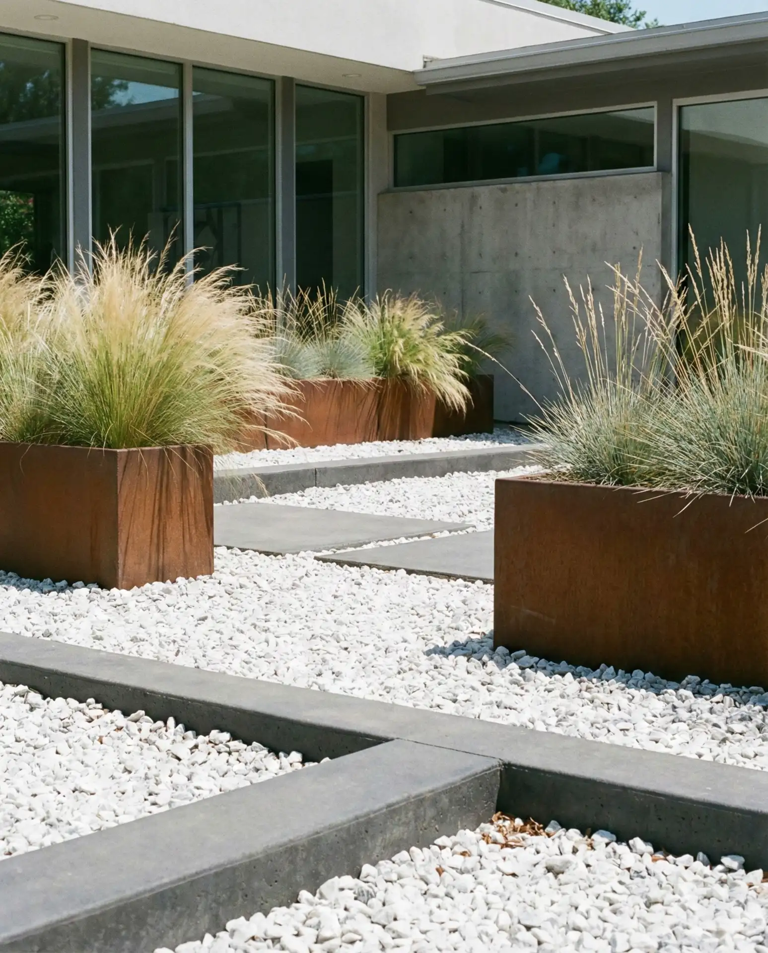 White Rock Modern Minimalist Garden 1