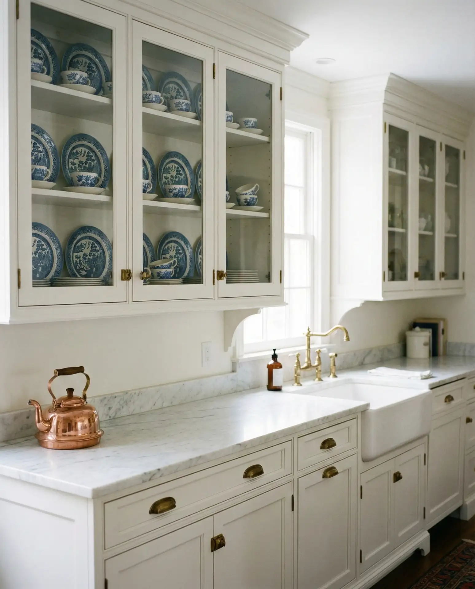 Blue Willow China Display Kitchen 2