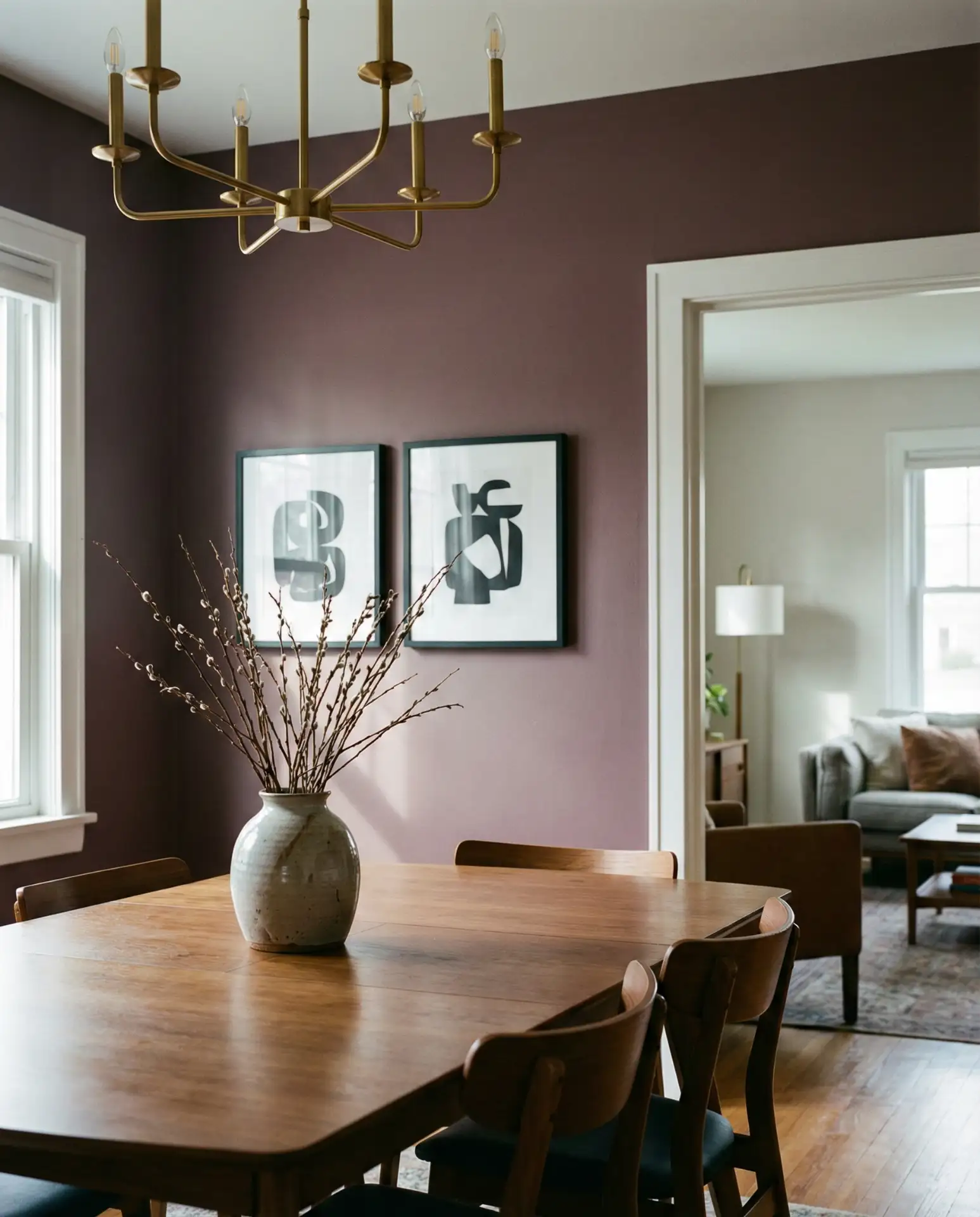 Dark Pink Accent Wall in Modern Dining-Room 2