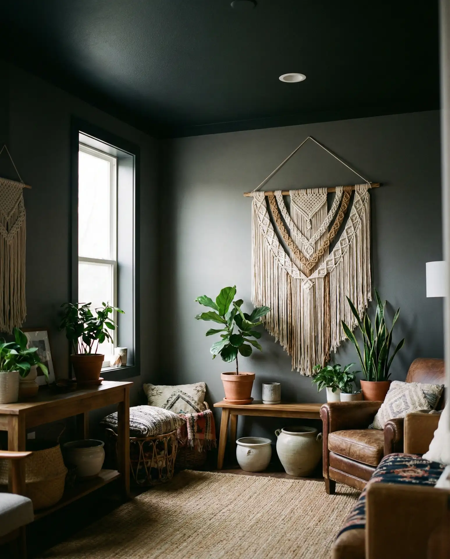 Deep Navy or Charcoal Painted Ceiling 2