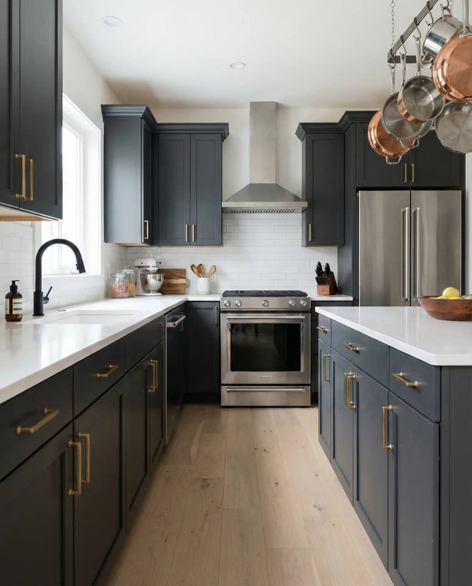 Mixed Metal Finish Coordination 1