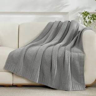 Amelie Home Chunky Knit Chenille Throw Blanket