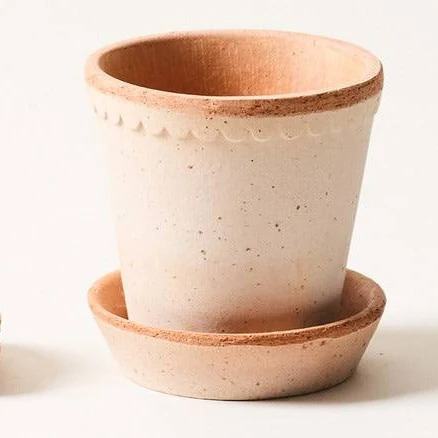 Farmhouse Pottery Scalloped Terracotta Garden Pot & Saucer