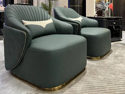 Luxurious Emerald Green Chair