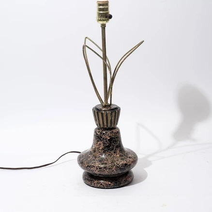 Atomic Era Table Lamp with Pink Drizzle on Black, Three Leaf Shaped Wire Loops, 