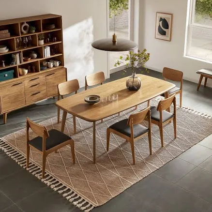 Castlery Vincent Dining Table