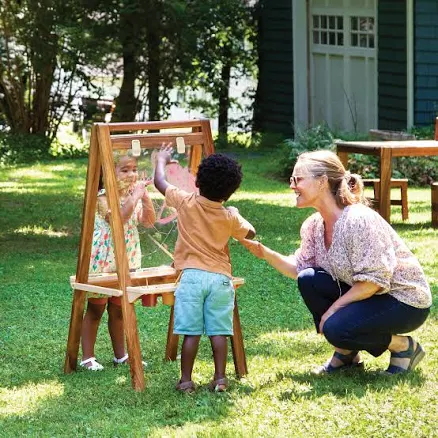 Guidecraft Acadia Indoor / Outdoor Art Easel