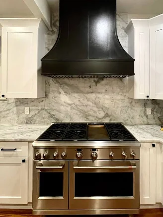 Hoodsly 30 inch Wide Black Curved Kitchen Range Hood