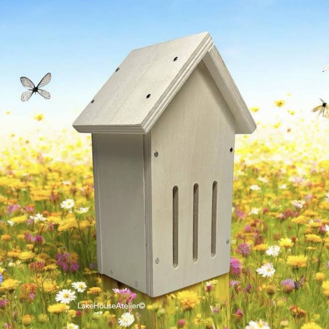 Insect Hotel: Bamboo Bee & Butterfly House Garden Decor