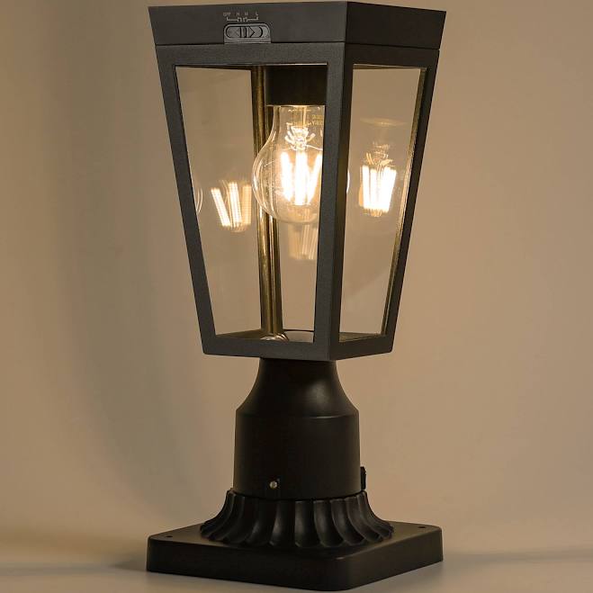 LUTEC 1-Light Outdoor Solar Post Light