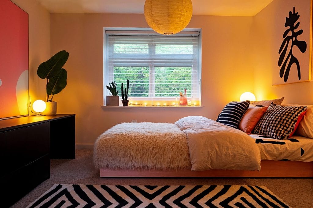 10 Dorm Room Decorating Ideas for a Personalized Retreat - Decorilla Online Interior Design
