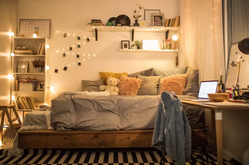 10 Dorm room essentials to elevate your space this school year | CAA North & East Ontario