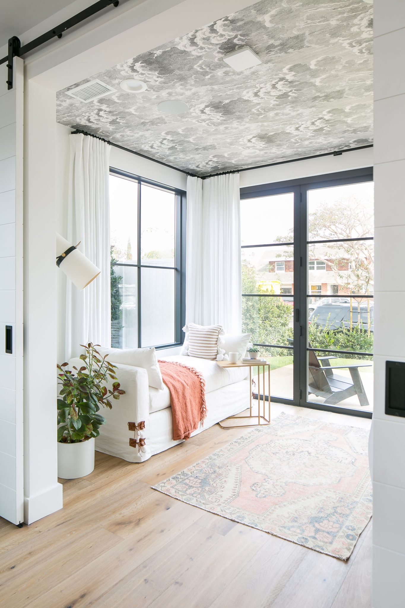 14 Brilliant Sunrooms For Bringing The Outdoors In