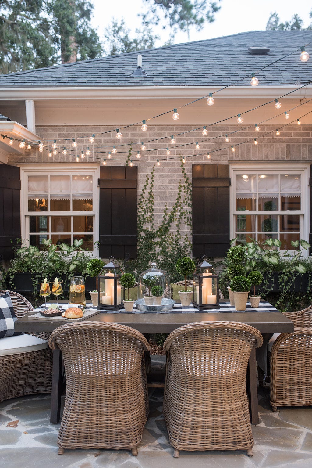 24 Backyard Lighting Ideas to Upgrade Your Patio