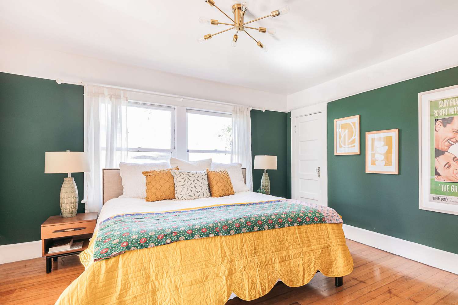 25 Sage Green Bedrooms That Are So Calming