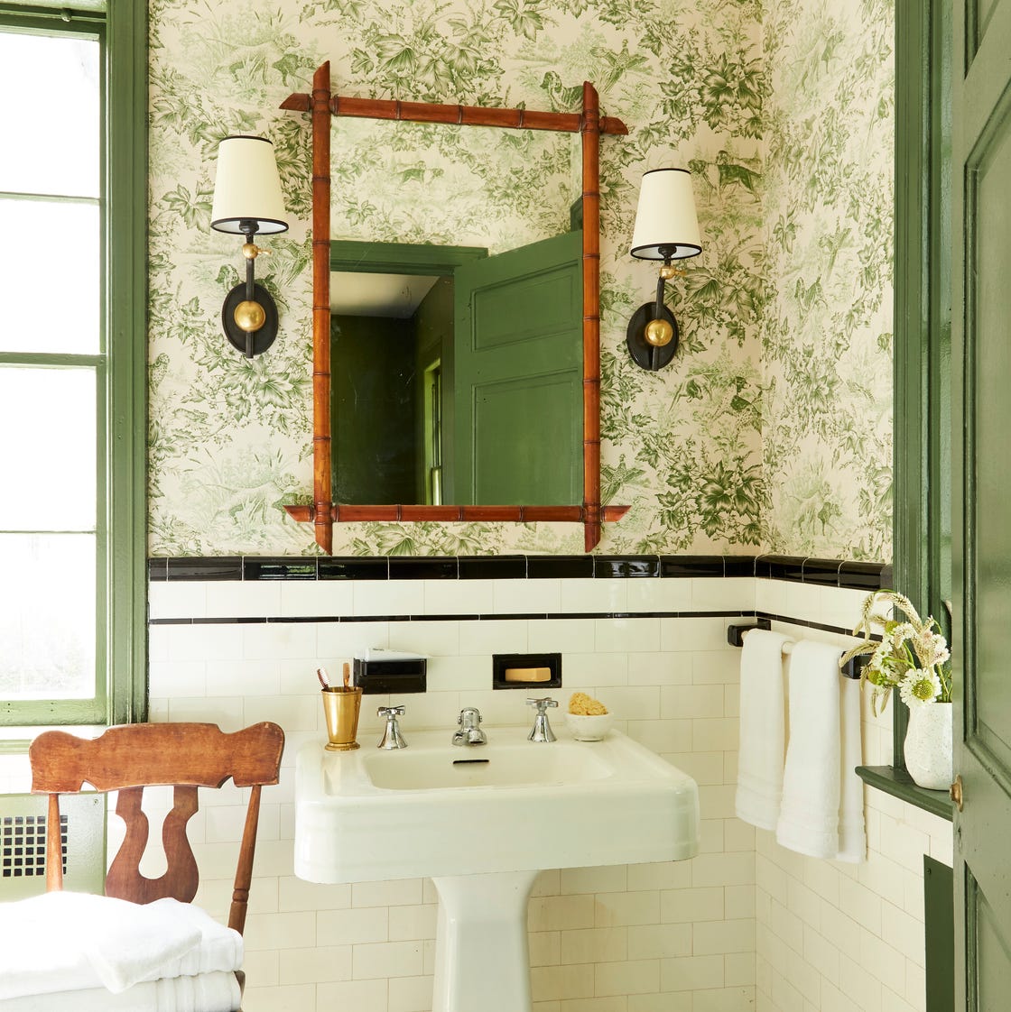 35 Beautiful Half Bathroom Ideas to Inspire Your Small Space